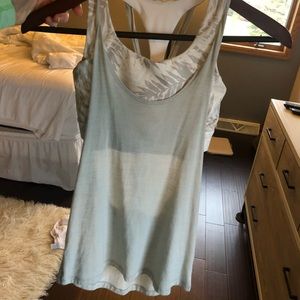 Lululemon athletic tank top w/ built in sports bra